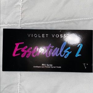 Violet Voss Essentials 2
